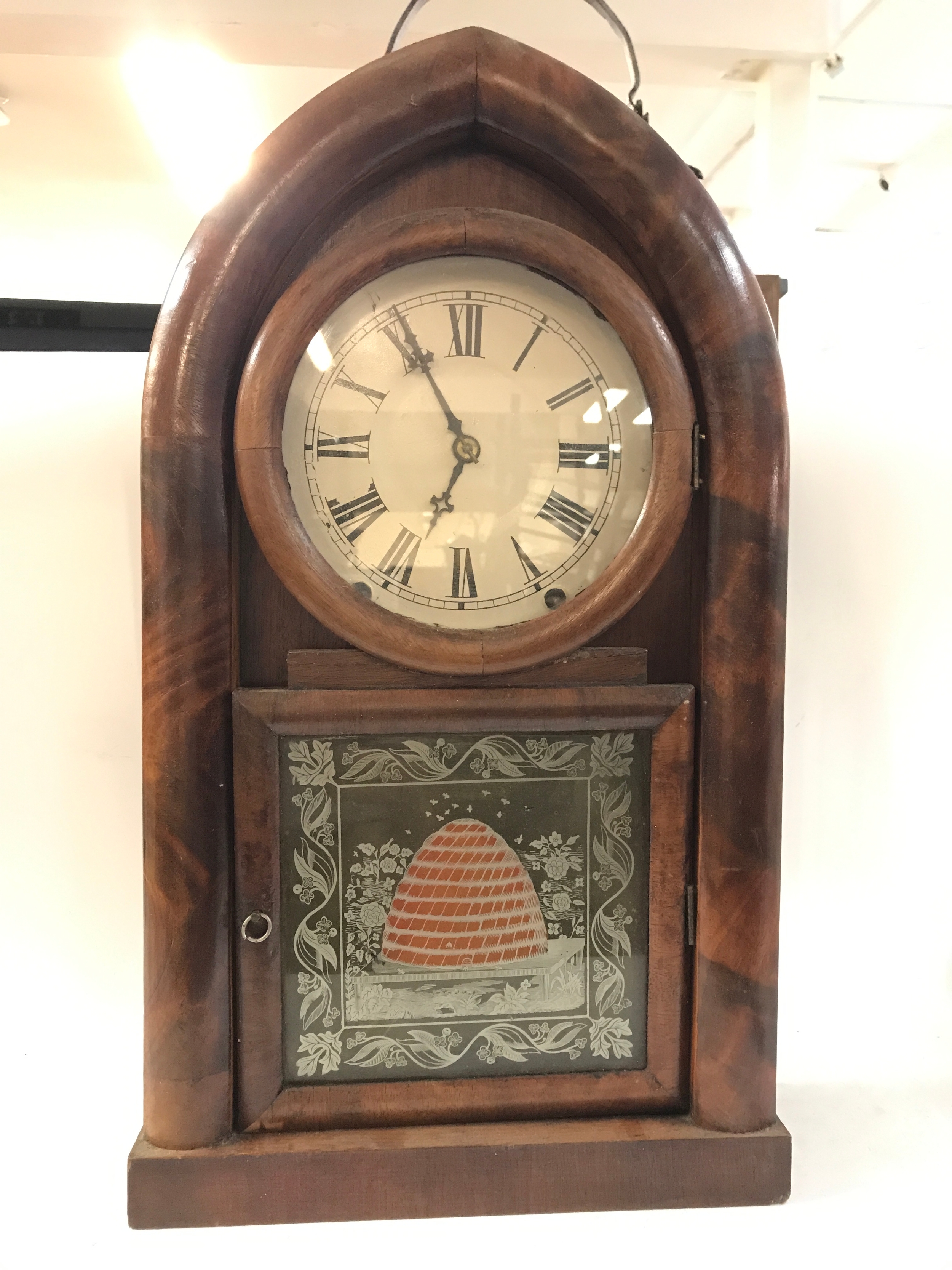 American beehive mantle clock, eight day gothic style. 48cm tall 28cm wide, 10cm long
