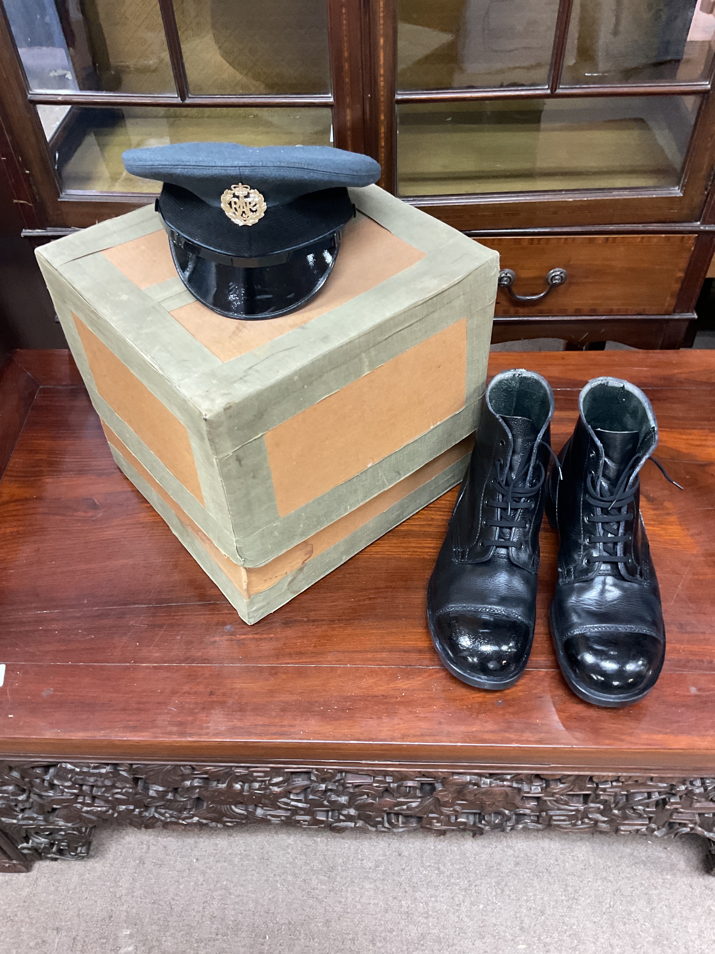 QEIIR RAF Officers hat and pair of size 12 boots.