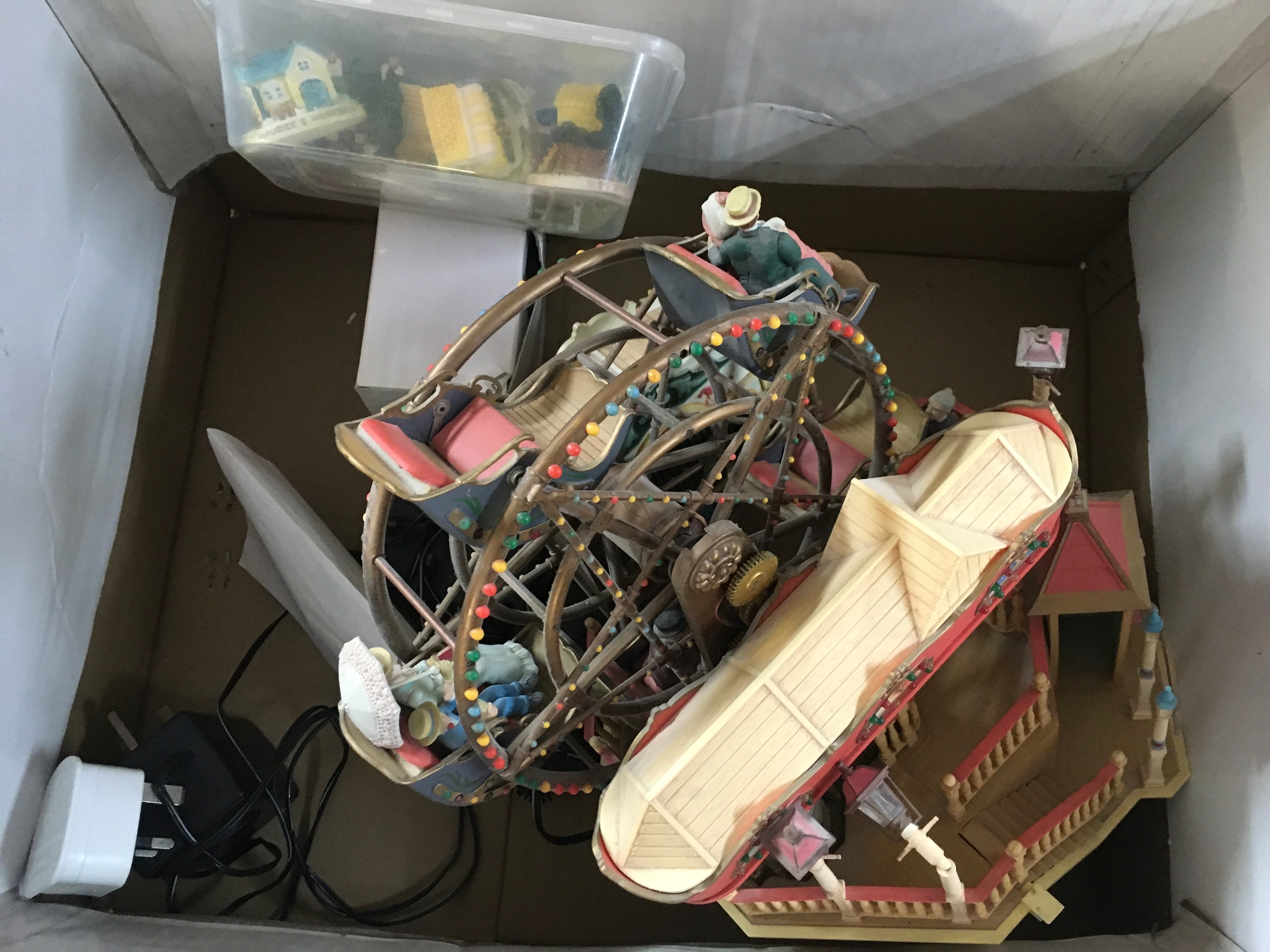 Vintage Enesco style animated musical ferris wheel and pavilion - spares/repair.