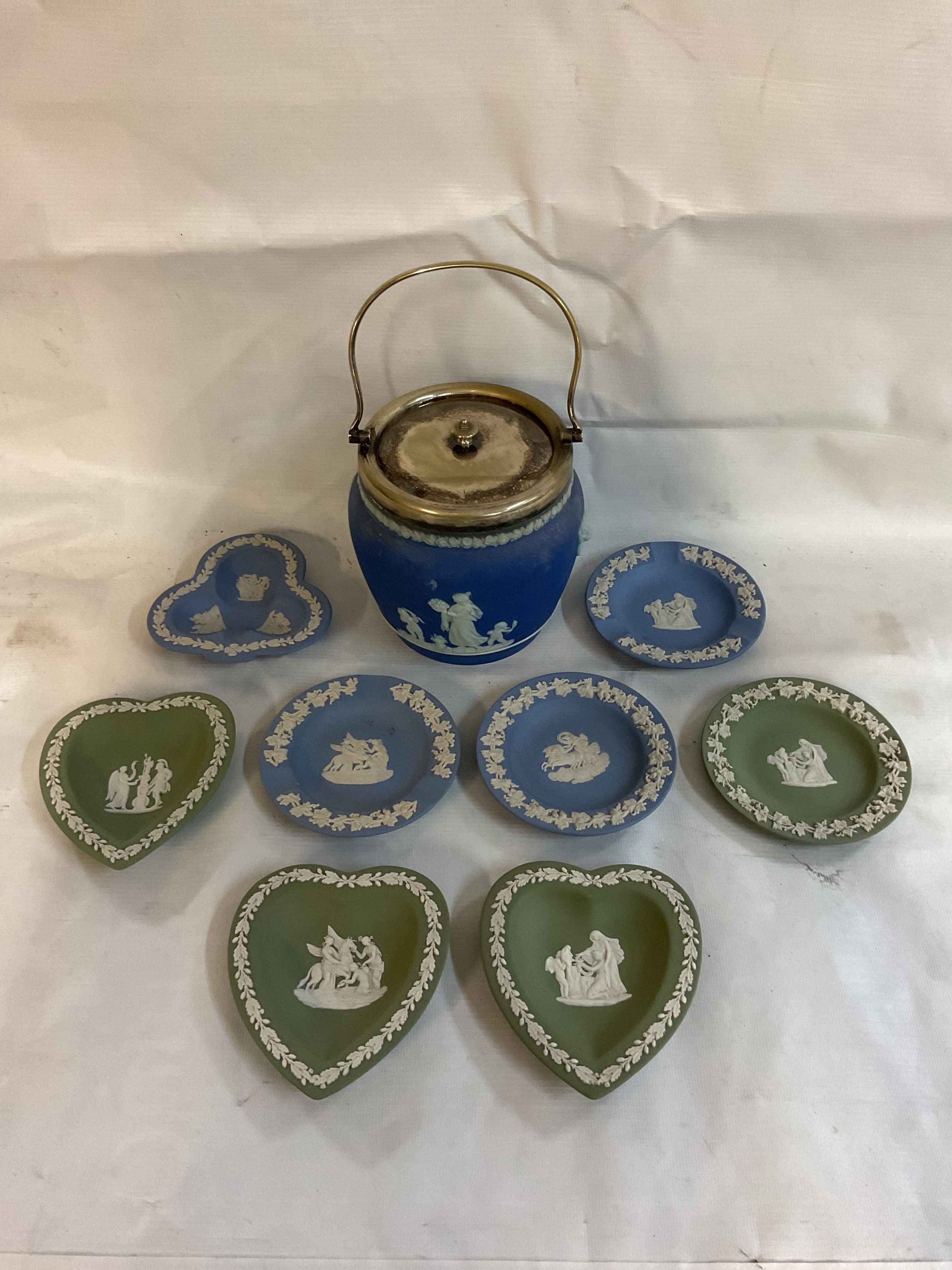 Qty of Wedgwood pin trays and biscuit barrel.