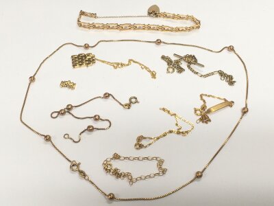 A collection of mixed gold jewellery, approx 20g.