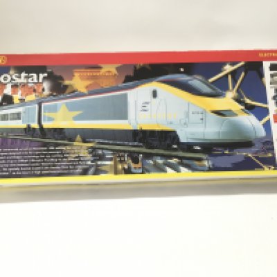 A boxed Hornby model railway set no. 1013. Eurostar. 00 gauge.