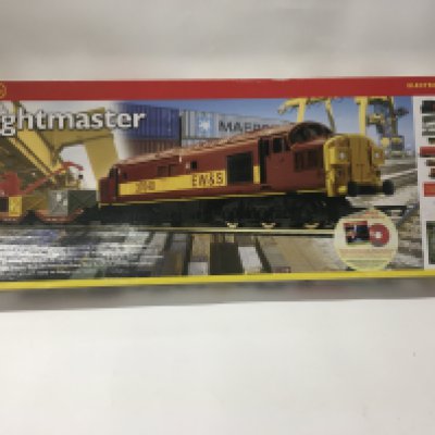 A boxed Hornby model railway set no. 1054. Freightmaster. 00gauge