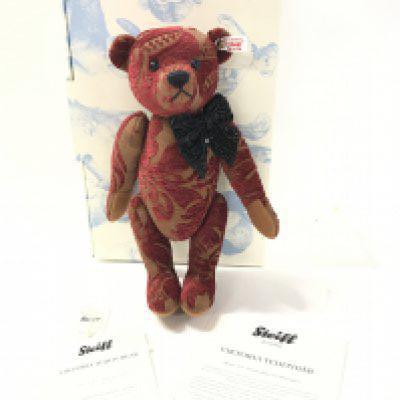 A Boxed Steiff Viktoria Teddy Bear. 2011. With Certificate.
