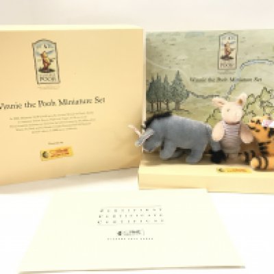 A Boxed Steiff Winnie The Pooh Miniature Set. With Certificate.