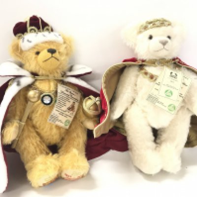 2 X Herman Bears the Queens Dimond Coronation and The Queens Diamond Jubilee Bear. Both With Tags.