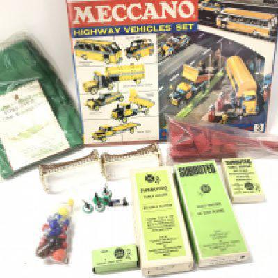 A Small Collection of Subbuteo and a Meccano Set 3. No Reserve.