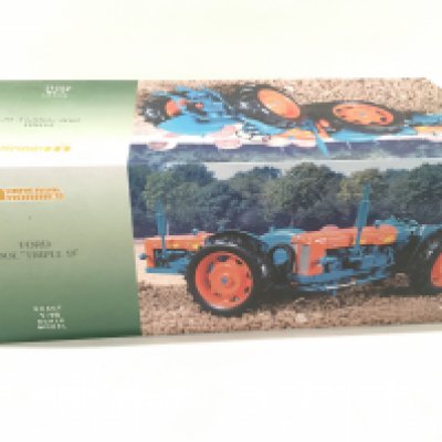A boxed Model tractor by Universal Hobbies featuring a Ford DOE Triple D. Scale 1:16 No reserve