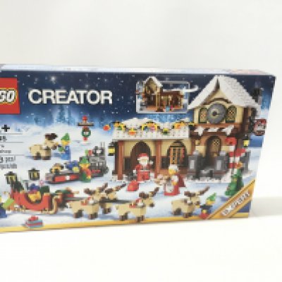 A boxed sealed Lego Creator set # 10245. Santas Workshop. No reserve.