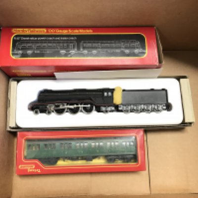 A Collection of Superquick Model Kits and 2 Boxed Locos and Coach.