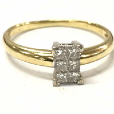 An 18ct gold 6x princess cut diamond cluster ring, N/O. 2.5g Postage category A