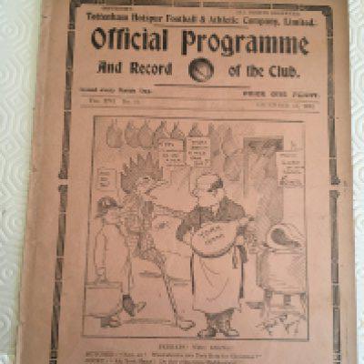 23/24 Tottenham v Huddersfield Town Football Programme: Ex bound in fair/good condition with no team changes.