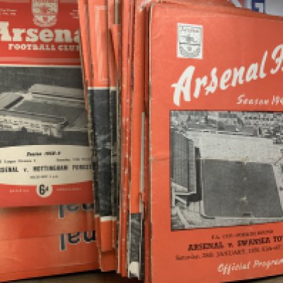 Arsenal Football Programme + Memorabilia Box: 38 homes pre 1960 plus some 60s and 70s. C/W fanzines a few aways and more.
