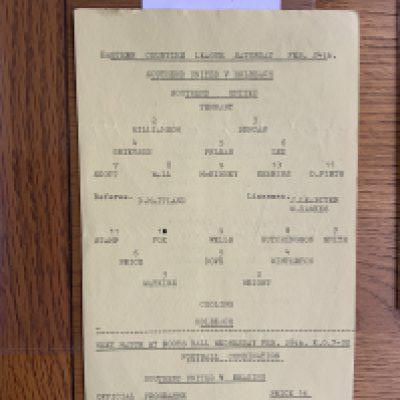 61/62 Southend United v Holbeach Football Programme: Very good condition single sheet with no writing. Eastern Counties League. Folding.