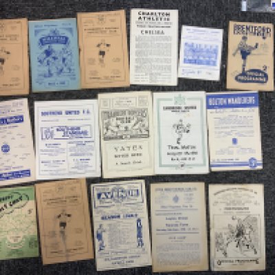 Football Programme Selection: Wide range to include 46/47 Brentford v Charlton, 48/49 Orient v Swansea, Charlton v Portsmouth reserves, Walthamstow v Tufnel Park, 54/55 Bognor v Bexhill, 51/52 Bolton v Stoke. C/W public trials at 1955 Millwall, 1960 Cambridge United, Tranmere plus 69/70 Southend v Orient LMWL and some 57/58 Stowmarket. Good. (16)