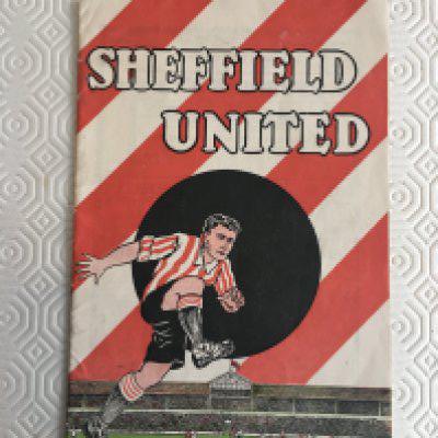 35/36 Sheffield United v Bradford City Football Programme: Excellent condition league programme with no team changes. Last game of the season before meeting Arsenal in the FA Cup Final.