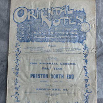 1927 - 1928 Leyton Orient v Preston Football Programme: Fair condition with no team changes. Tiny tear to fold and creasing.