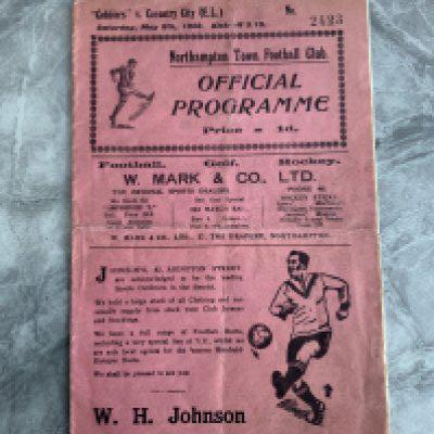 1927 - 1928 Northampton Town v Coventry City Football Programme: Fair/good condition with no team changes. Fold. Please note this 8 pager was attached with a small bit of glue instead of a staple. (see online pictures)