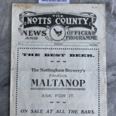 1927 - 1928 Notts County v Sheffield United Football Programme: Fair/good condition with no team changes but score and message. Light creasing and light marks.