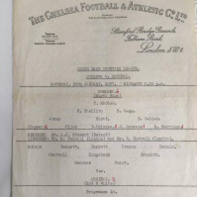 56/57 Chelsea v Arsenal SE Counties Football Programme: Single sheet dated 26 1 1957 in good condition with no team changes. Score and scorers noted. Folding.