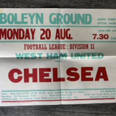 79/80 West Ham v Chelsea Football Poster: Excellent condition folded into 4 measuring 20 x 15 inches. League Division 2 match dated 20 8 1979. C/W envelope from printers Helliar.