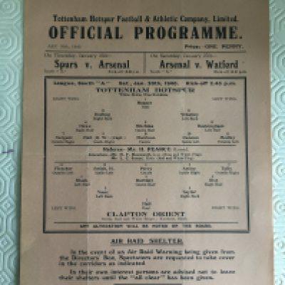 39/40 Tottenham v Clapton Orient Football Programme: Very good condition single sheet league match with no team changes. Dated 20 1 1940 with light folding.