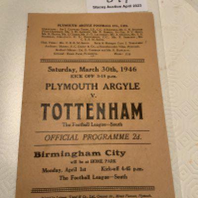 45/46 Plymouth v Tottenham Football Programme: Excellent condition with no team changes. Gatefold programme dated 30 3 1946.