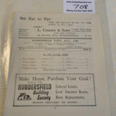 35/36 Huddersfield Town v Brentford Football Programme: Ex bound league match with no covers has no team changes.