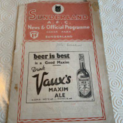 35/36 Sunderland v Brentford Football Programme: League match with no team changes from Sunderlands championship season. Please note there is substantial paper loss to border which although does not really affect any text a viewing or look at online pictures is crucial.