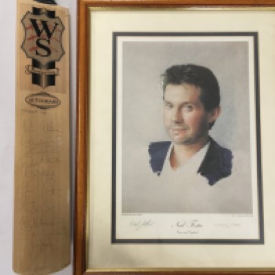 Essex Signed Cricket Autographs: Full size cricket bat signed by 11 dedicated to Bob, Neil Foster Ltd edition 12/100 large framed print, 4 unsigned caricature prints one having broken glass plus a quantity of autograph books from many counties to include autographs of Boycott Richards and Botham. Collection only.