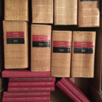 Horse Racing Old Annuals + Books: Very thick hardback of Racing Calendar from 1950 to 1961 x 8. C/W Copes Racegoers Encyclopaedias from 1948 to 1962 x 11. Good with instructions to sell. (19)