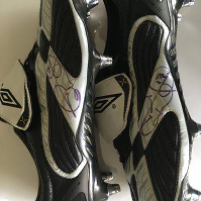 Tim Cahill Everton Signed Football Boots: Unused Umbro x size 9 boots signed with his Everton number 17 autograph. Given directly to vendor by Cahill.