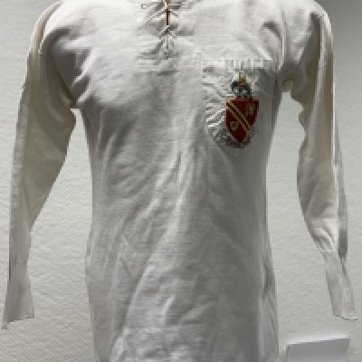 Bolton Wanderers 1926 FA Cup Final Winners Football Shirt: Worn by Harry Greenhalgh whilst defeating Manchester City in the final at Wembley. Excellent condition for 97 years old although 3 inch tear to rear. Direct from family so photos not included.