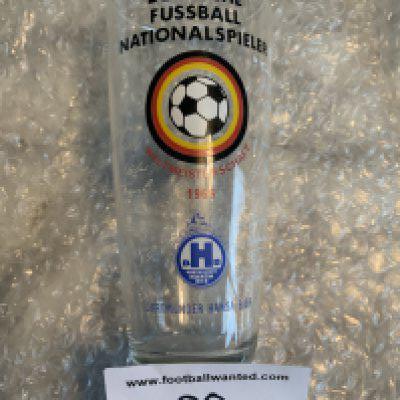 1966 World Cup Germany Drinking Glass: Attractive half pint glass with an etched autograph of the German squad. Underneath a football with German colour surround are the words Weltermeisterschaftb1966. Good condition original 1966 item from the finalists.