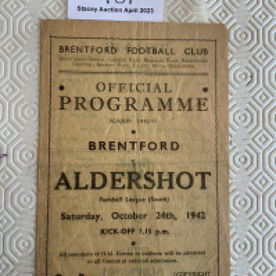 42/43 Brentford v Aldershot Football Programme: Fair/good condition League South match dated 24 10 1942 with folding and team changes.