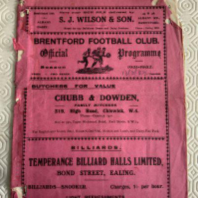 31/32 Brentford v Cardiff City Football Programme: Poor condition League match with writing. Quite a few punch holes and some paper loss to bottom corner with tears and scuffs.
