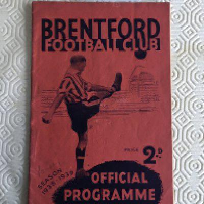 38/39 Brentford v Portsmouth Football Programme: Good condition league match with no team changes.