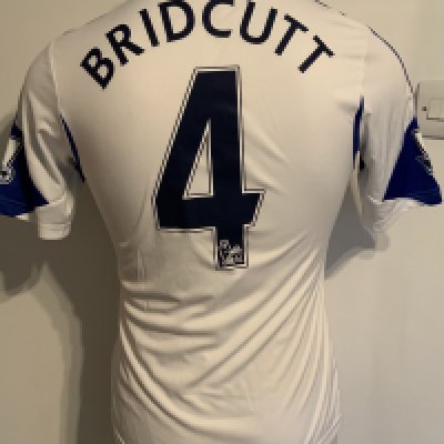 Sunderland 2014 - 2015 Match Worn Football Shirt: White 3rd kit short sleeve with Premiership badging to arms. Number 4 Bridcutt to rear.