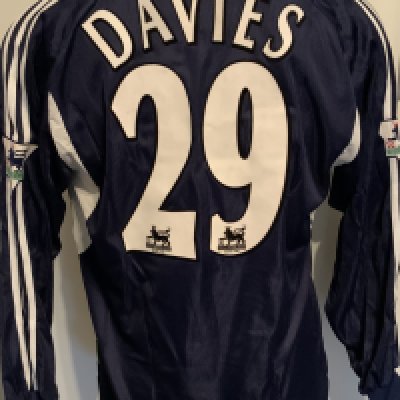 Tottenham 2001 - 2002 Match Worn Football Shirt: Blue long sleeve with Premiership badging to arms and number 29 Davies to rear.