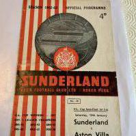 1963 League Cup Semi Final Football Programme: Sunderland v Aston Villa at Roker Park. Tear on spine and folding. No team changes.
