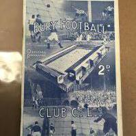 38/39 Bury v Burnley Football Programme: Very good condition league match with no team changes. Lightest fold.