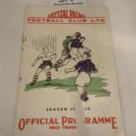 37/38 Crystal Palace v Swindon Town Football Programme: Fair/good condition league programme with no team changes. Scuff to lower cover.