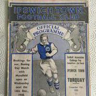38/39 Ipswich Town v Torquay FA Cup Football Programme: Good condition programme with no team changes.