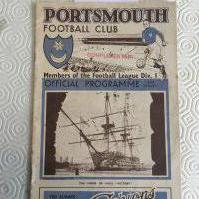 35/36 Portsmouth v Bristol City Football Programme: Good condition league programme with no team changes. Spine splitting both ends.