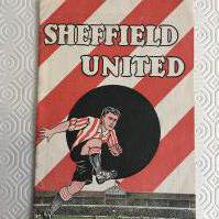 35/36 Sheffield United v Bradford City Football Programme: Excellent condition league programme with no team changes. Last game of the season before meeting Arsenal in the FA Cup Final.