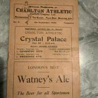 1926 - 1927 Charlton v Crystal Palace Football Programme: Good condition with no team changes. Wear and tears to back page and either end of spine repaired.