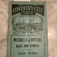 1929 - 1930 Coventry City v Leyton Orient Football Programme: Good condition with no team changes. Light folding and centre page loose due to rusty staple.