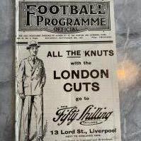 1926 - 1927 Everton v Leicester City Football Programme: Excellent condition ex bound with couple of discreet team changes. Covers intact.