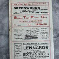1929 - 1930 SwIndon Town v Torquay United Football Programme: Excellent condition with no team changes.