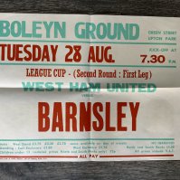79/80 West Ham v Barnsley Football Poster: Excellent condition folded into 4 measuring 20 x 15 inches. League Cup 2nd round dated 28 8 1979.